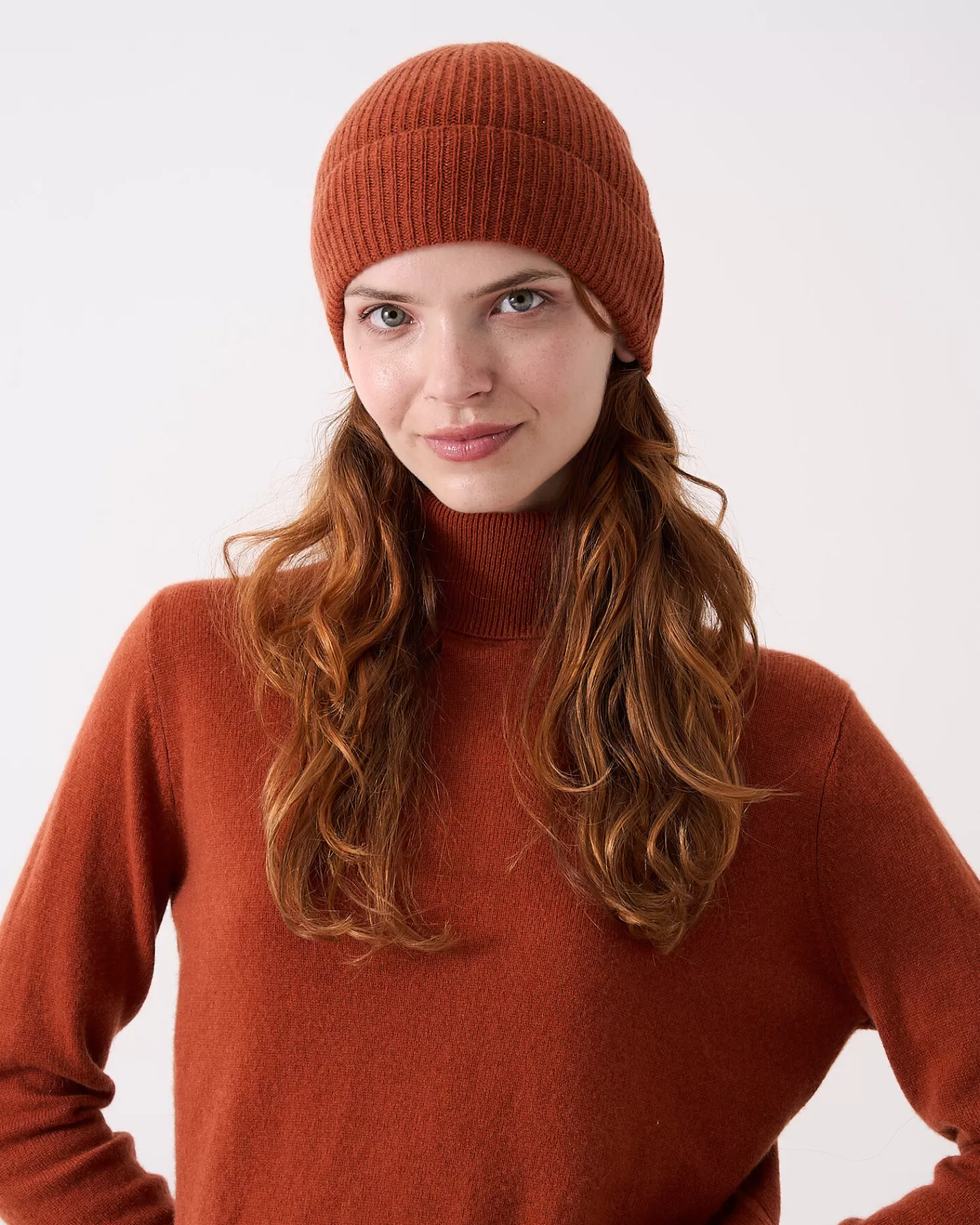 Maeve | Absolut Cashmere Hot